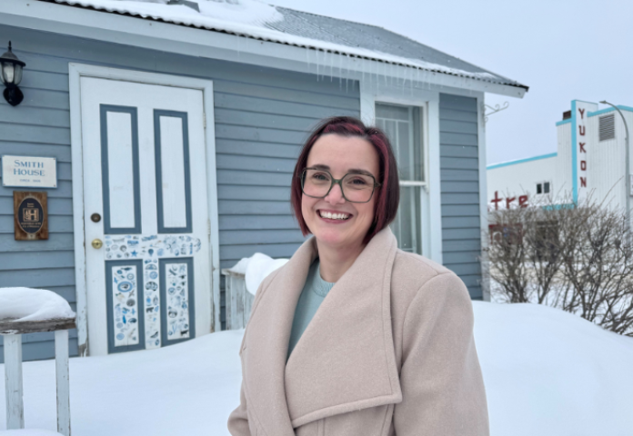 Your connection to help: Let's meet an income support social worker 