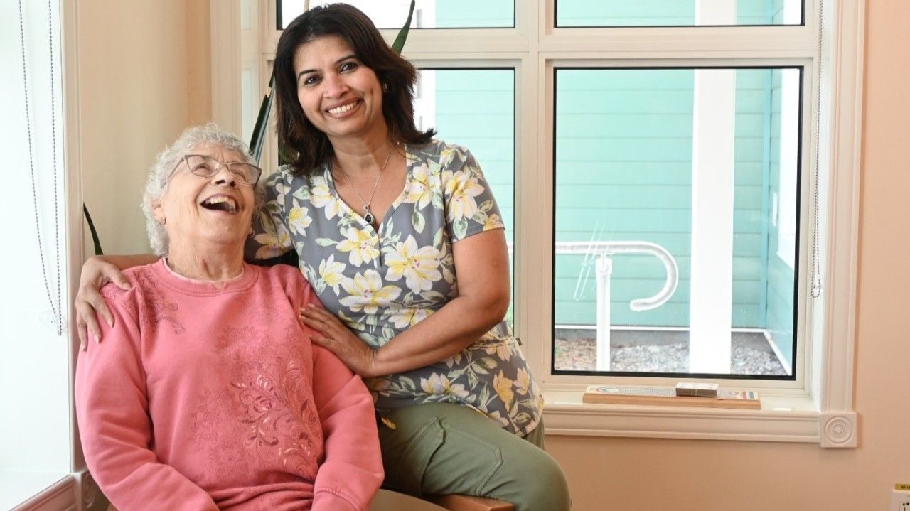 nursing home attendant with a senior