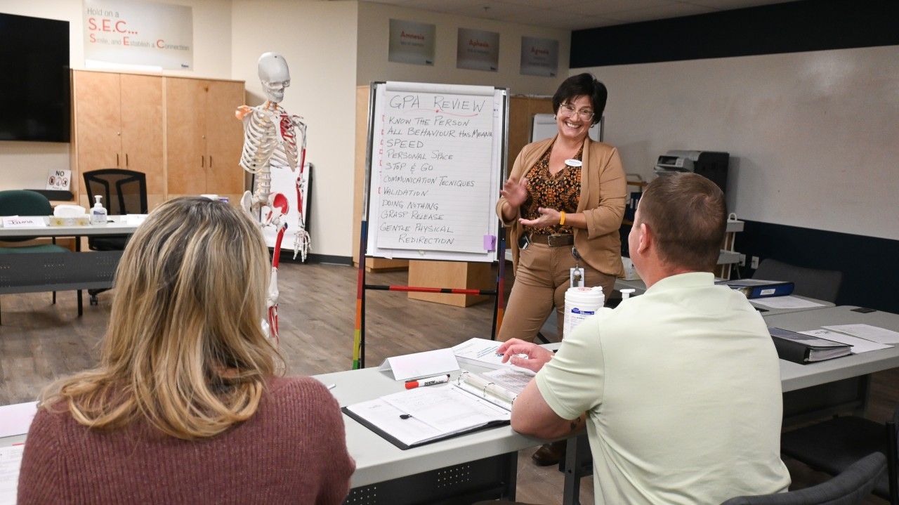 nurse teaching 