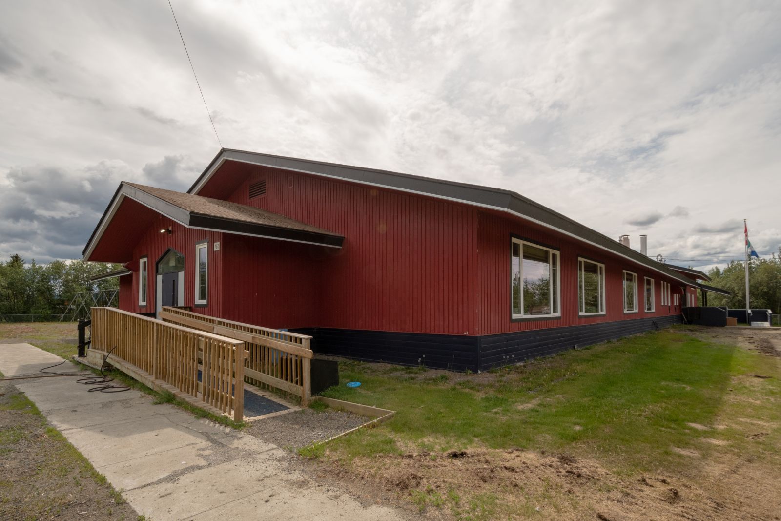 Khàtìnas.àxh Community School in Teslin
